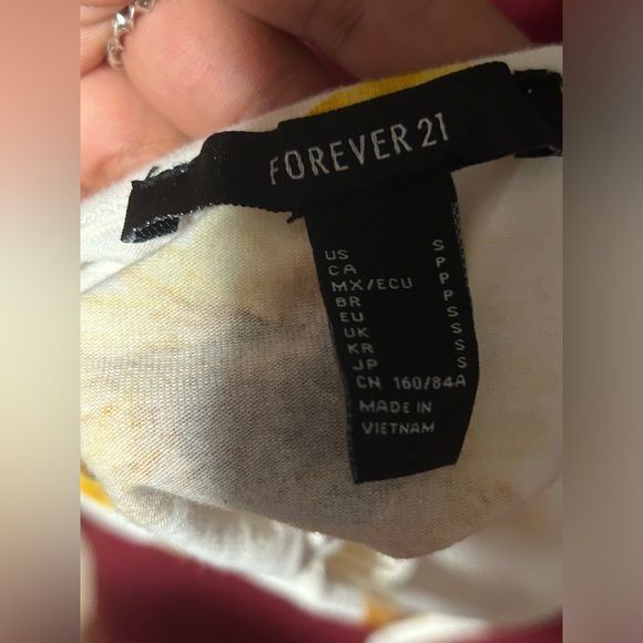 Sunflower halter top - Picture 3 of 3